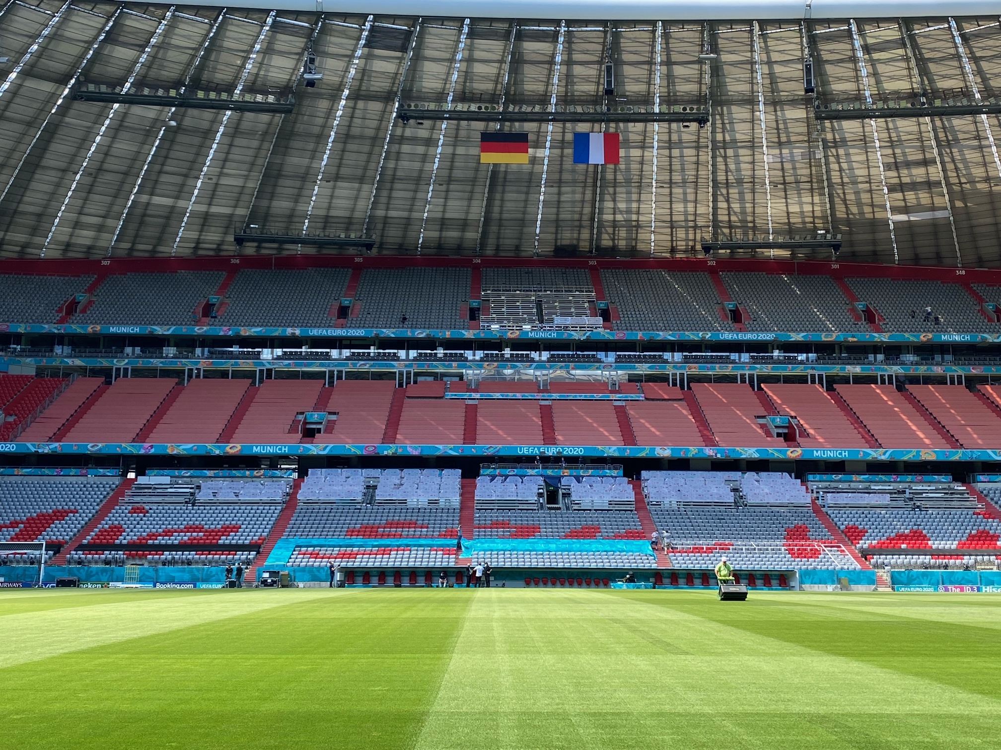 Noch ist das Stadion in München leer.
